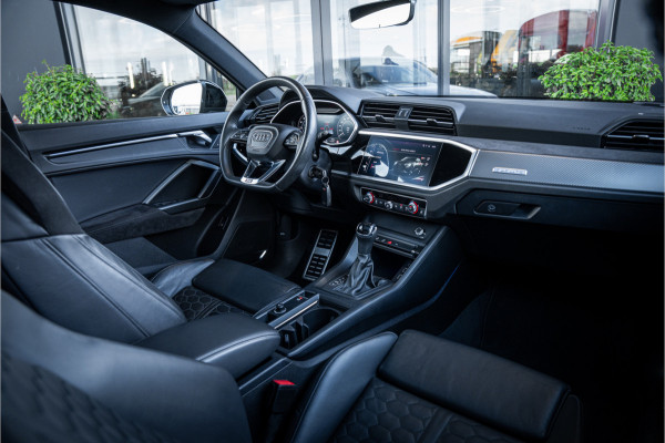 Audi RSQ3 Sportback 2.5 TFSI - Nardo | Panorama | B&O | ACC