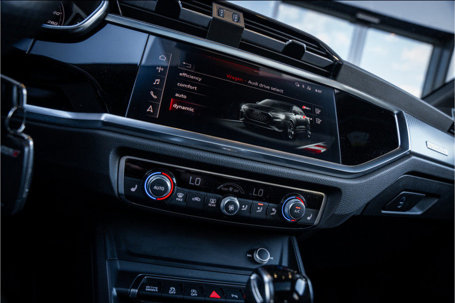 Audi RSQ3 Sportback 2.5 TFSI - Nardo | Panorama | B&O | ACC