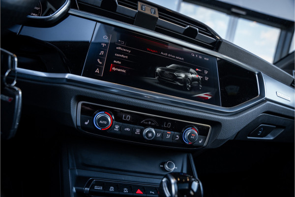 Audi RSQ3 Sportback 2.5 TFSI - Nardo | Panorama | B&O | ACC