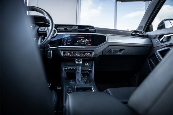 Audi RSQ3 Sportback 2.5 TFSI - Nardo | Panorama | B&O | ACC