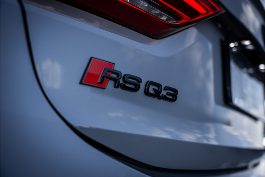 Audi RSQ3 Sportback 2.5 TFSI - Nardo | Panorama | B&O | ACC