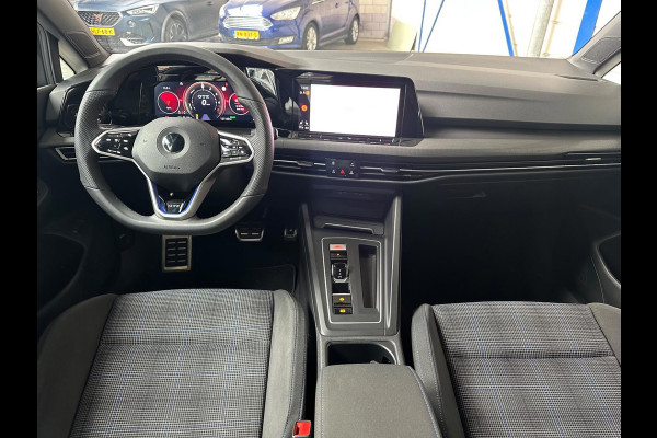 Volkswagen Golf 1.4 eHybrid GTE PANO|MATRIX|TREKHAAK|IQ|FULL