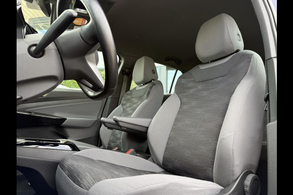 Volkswagen ID.4 Aut. Pure Edition Waterpomp | Navi | Camera | Keyless |