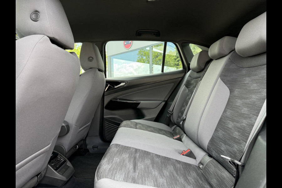 Volkswagen ID.4 Aut. Pure Edition Waterpomp | Navi | Camera | Keyless |