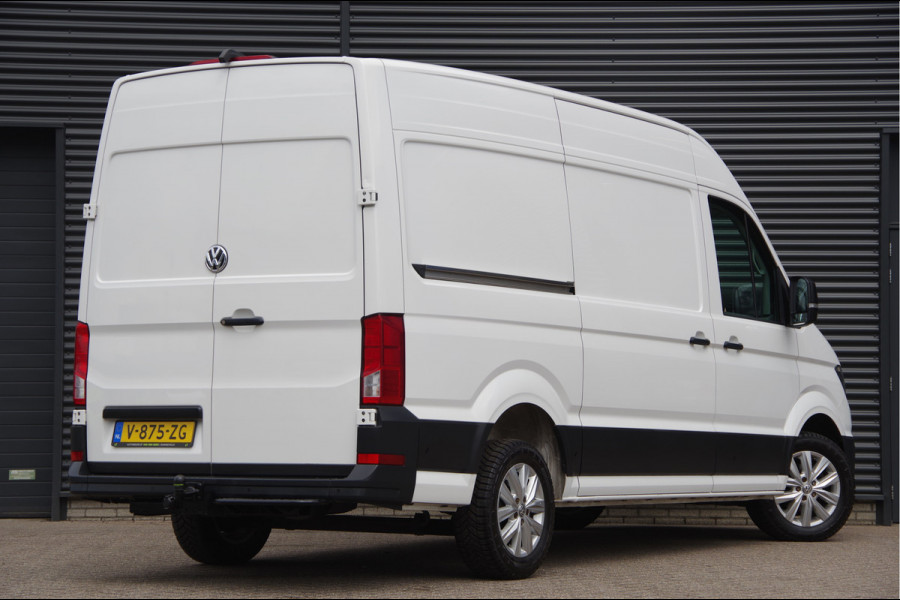 Volkswagen Crafter 35 2.0 TDI L3H3(L2H2) 140PK AUT. TREKHAAK, CAMERA, NAVI, CRUISE, DAB, AIRCO, PARKEERSENSOREN, APPLE CARPLAY, NL AUTO, NAP
