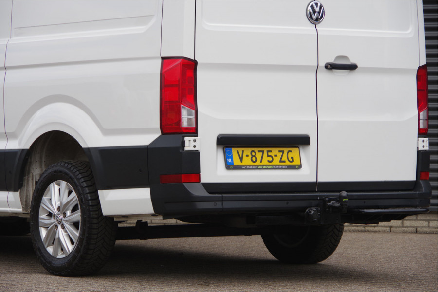 Volkswagen Crafter 35 2.0 TDI L3H3(L2H2) 140PK AUT. TREKHAAK, CAMERA, NAVI, CRUISE, DAB, AIRCO, PARKEERSENSOREN, APPLE CARPLAY, NL AUTO, NAP