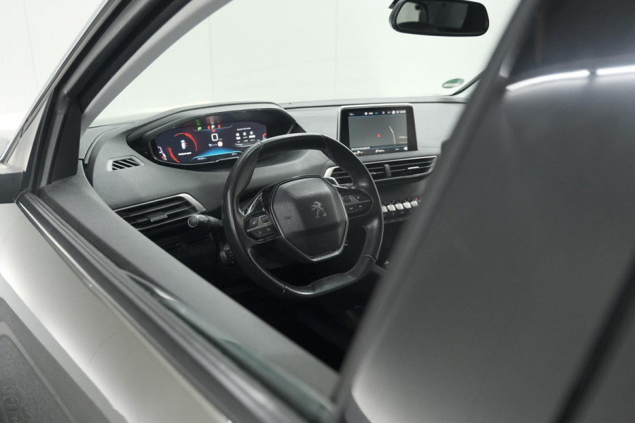 Peugeot 3008 PureTech 130 EAT6 Allure | Camera | Navigatie | Apple Carplay | Parkeersensoren