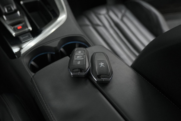 Peugeot 3008 PureTech 130 EAT6 Allure | Camera | Navigatie | Apple Carplay | Parkeersensoren