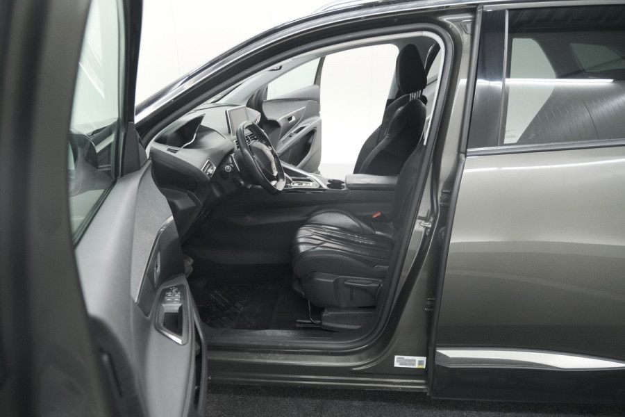 Peugeot 3008 PureTech 130 EAT6 Allure | Camera | Navigatie | Apple Carplay | Parkeersensoren