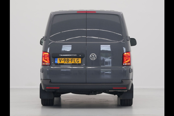 Volkswagen Transporter 2.0 TDI 110pk L1H1 Navigatie Airco PDC Bijrijdersbank