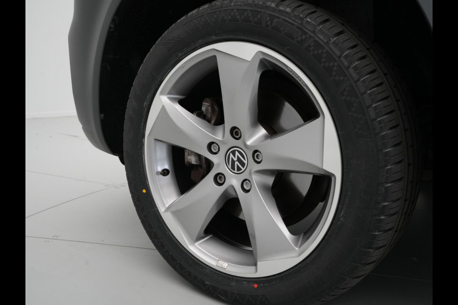 Volkswagen Transporter 2.0 TDI 110pk L1H1 Navigatie Airco PDC Bijrijdersbank