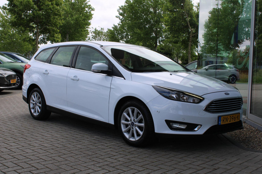 Ford FOCUS Wagon 1.0 EcoBoost Titanium | Navigatie | Climate Control | Cruise Control | Lichtmetalen Velgen | Voorruitverwarming
