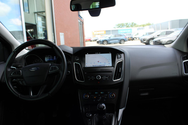 Ford FOCUS Wagon 1.0 EcoBoost Titanium | Navigatie | Climate Control | Cruise Control | Lichtmetalen Velgen | Voorruitverwarming