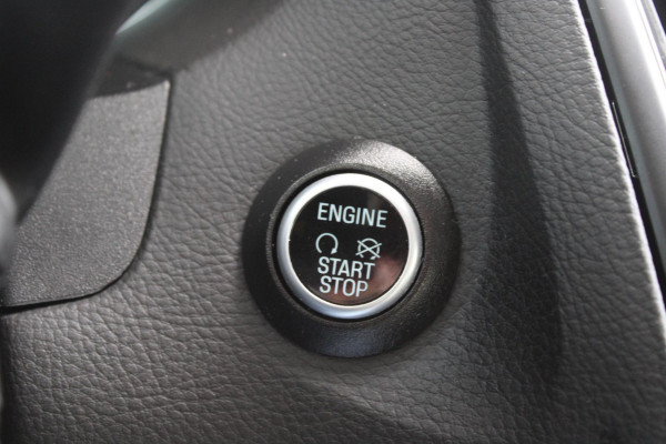 Ford FOCUS Wagon 1.0 EcoBoost Titanium | Navigatie | Climate Control | Cruise Control | Lichtmetalen Velgen | Voorruitverwarming
