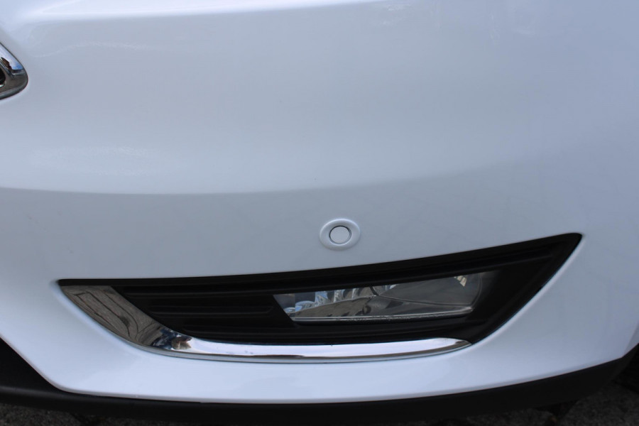 Ford FOCUS Wagon 1.0 EcoBoost Titanium | Navigatie | Climate Control | Cruise Control | Lichtmetalen Velgen | Voorruitverwarming