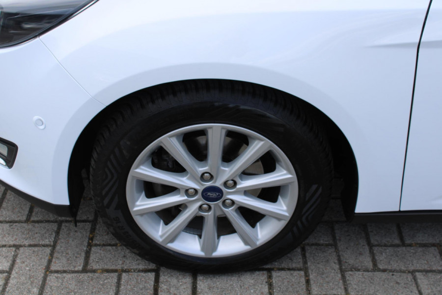 Ford FOCUS Wagon 1.0 EcoBoost Titanium | Navigatie | Climate Control | Cruise Control | Lichtmetalen Velgen | Voorruitverwarming