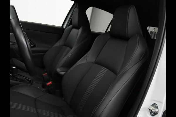 Toyota Yaris Cross 1.5 Hybrid Adventure | Stoel & stuurverwarming | Head-Up | Matrix LED | Carplay | Camera | JBL Sound | Keyless | Navigatie | Adaptive cruise | Climate control
