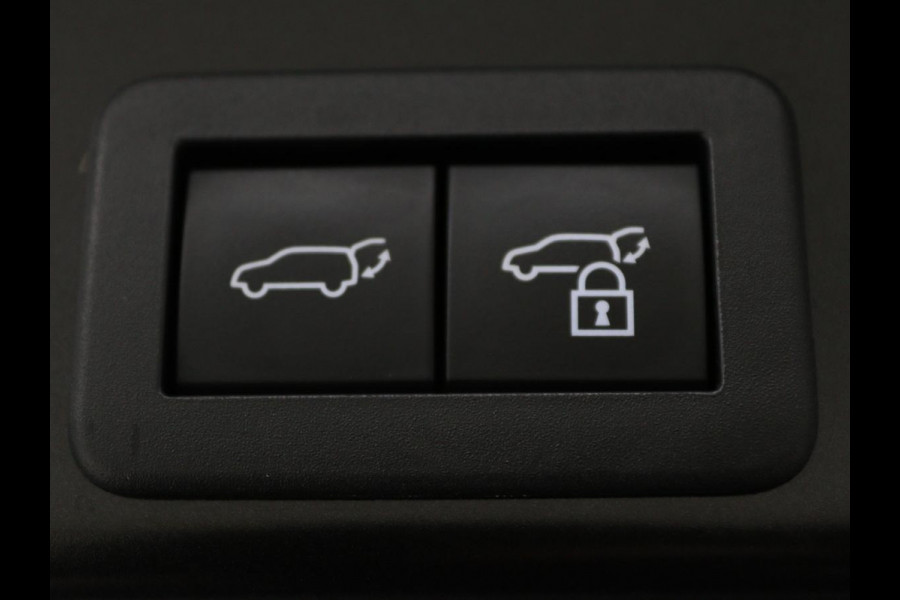 Toyota Yaris Cross 1.5 Hybrid Adventure | Stoel & stuurverwarming | Head-Up | Matrix LED | Carplay | Camera | JBL Sound | Keyless | Navigatie | Adaptive cruise | Climate control