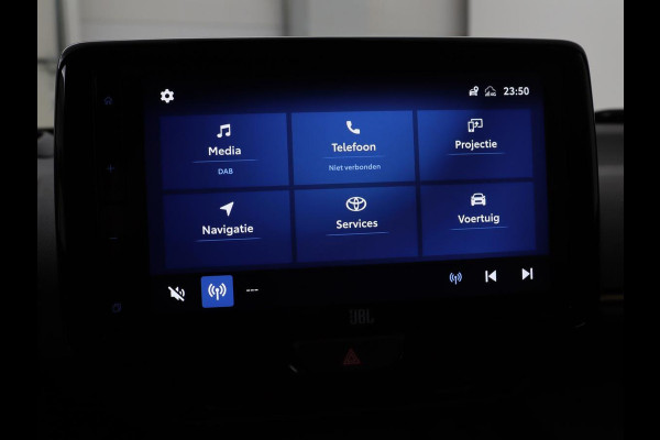 Toyota Yaris Cross 1.5 Hybrid Adventure | Stoel & stuurverwarming | Head-Up | Matrix LED | Carplay | Camera | JBL Sound | Keyless | Navigatie | Adaptive cruise | Climate control
