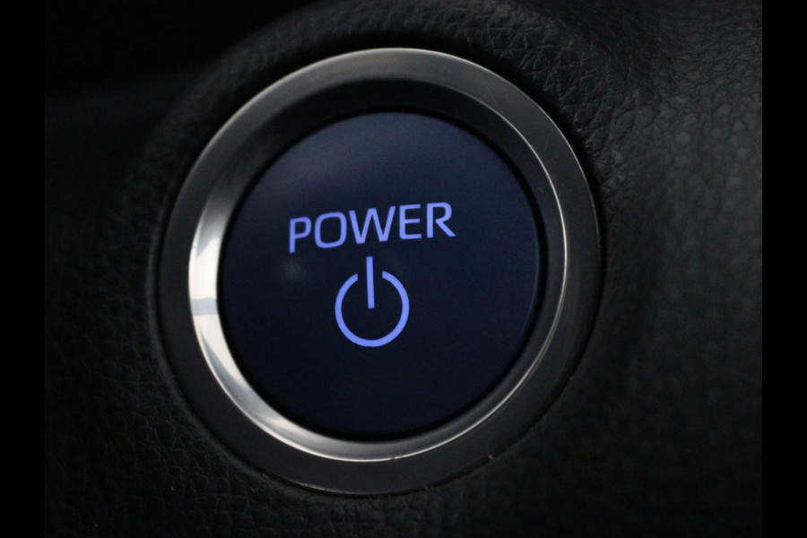 Toyota Yaris Cross 1.5 Hybrid Adventure | Stoel & stuurverwarming | Head-Up | Matrix LED | Carplay | Camera | JBL Sound | Keyless | Navigatie | Adaptive cruise | Climate control
