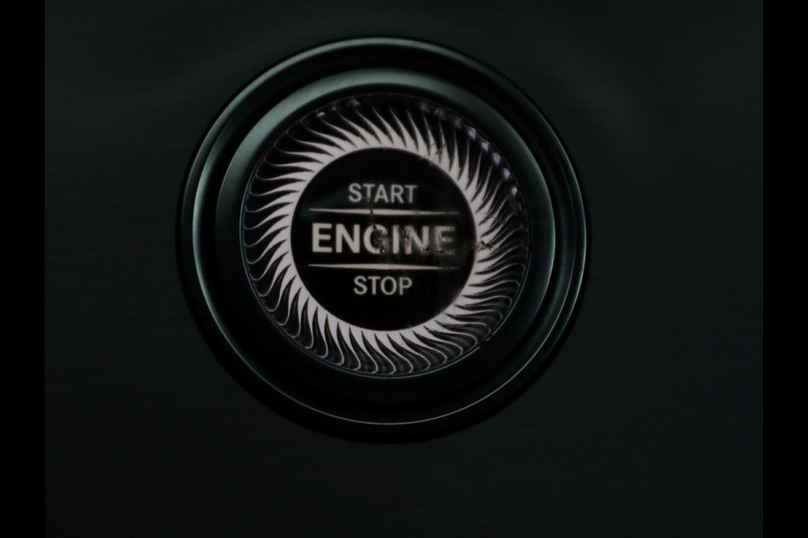 Mercedes-Benz E-Klasse 300de Avantgarde | Schuifdak | Stoelverwarming | Carplay | Sfeerverlichting | Trekhaak | 360 camera | Navigatie | Full LED
