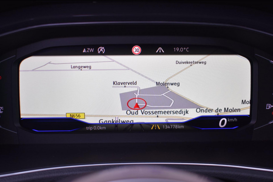Volkswagen T-Roc 1.0 TSI Sport | VIRTUAL COCKPIT | TREKHAAK | CAMERA | NAP | DAB