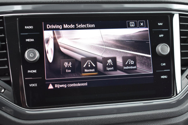 Volkswagen T-Roc 1.0 TSI Sport | VIRTUAL COCKPIT | TREKHAAK | CAMERA | NAP | DAB