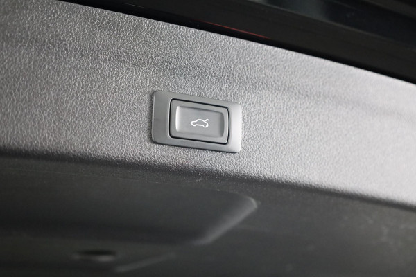 Audi A6 Avant 55 TFSI e quattro Pro Line S Competition 367 pk S-tronic | Navigatie | Panoramadak | Parkeersensoren | Achteruitrijcamera | Stoelverwarming | Bang & Olufsen | S-line |