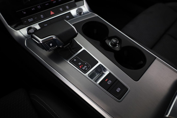 Audi A6 Avant 55 TFSI e quattro Pro Line S Competition 367 pk S-tronic | Navigatie | Panoramadak | Parkeersensoren | Achteruitrijcamera | Stoelverwarming | Bang & Olufsen | S-line |