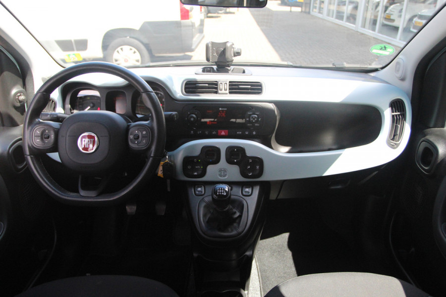 Fiat Panda 1.0 Hybrid Launch Edition Cross