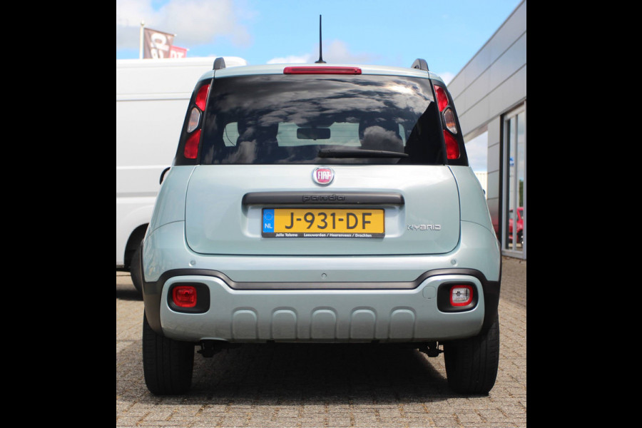 Fiat Panda 1.0 Hybrid Launch Edition Cross