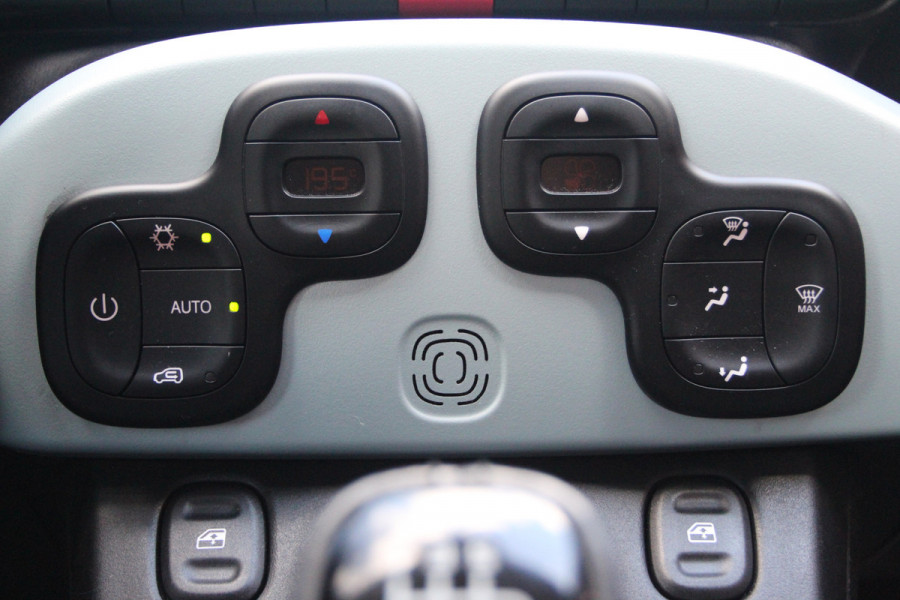 Fiat Panda 1.0 Hybrid Launch Edition Cross