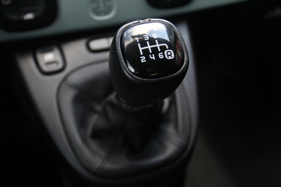 Fiat Panda 1.0 Hybrid Launch Edition Cross