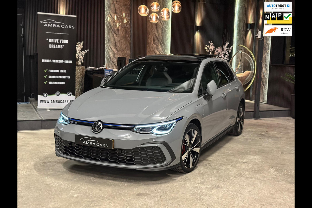 Volkswagen Golf 1.4 eHybrid GTE|PANORAMA|FULL OPTION Volkswagen Golf 1.4 eHybrid GTE|PANORAMA|FULL OPTION