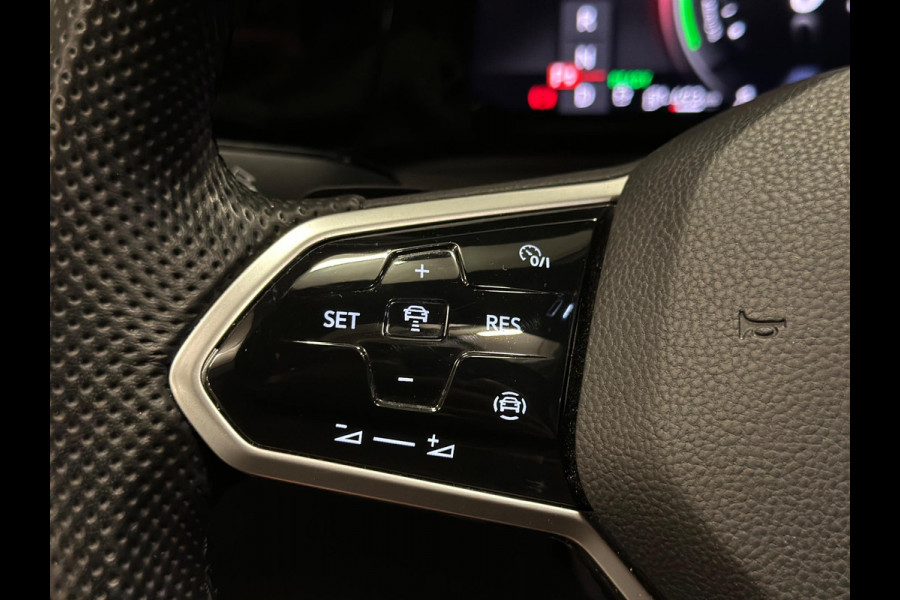 Volkswagen Golf 1.4 eHybrid GTE|PANORAMA|FULL OPTION