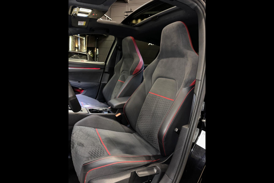 Volkswagen Golf 2.0 TSI GTI CLUBSPORT|PANO|FULL OPTION