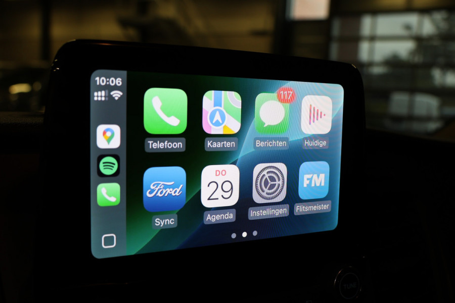 Ford Transit Custom 300 2.0 TDCI L2H1 Raptor Edition | CarPlay | Navigatie | Camera | Stoelverwarming | Dodehoek detector | DAB | 3-Zitter | Dealer onderhouden | Nieuwe APK
