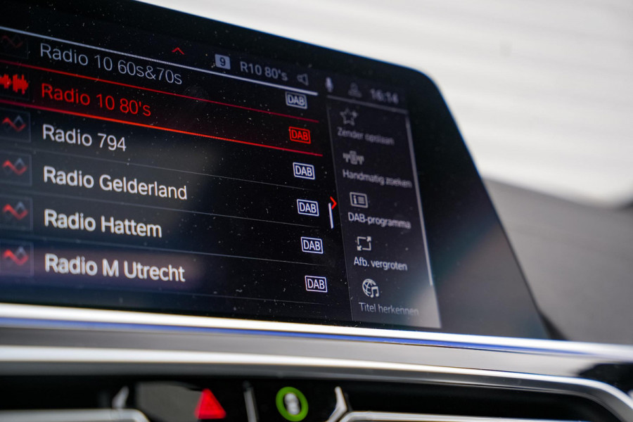 BMW X7 M50d High Executive Panodak Bowers Wilkins Memory 7-Persoons Stoelventilatie ACC Trekhaak