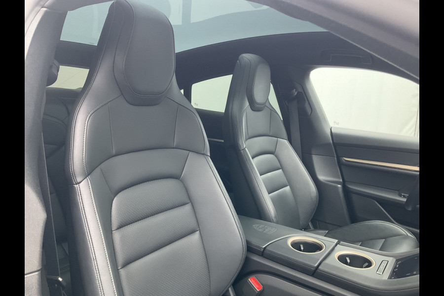 Porsche Taycan 408PK Bose Leer Pano.dak Headupdisplay Perfect mooi