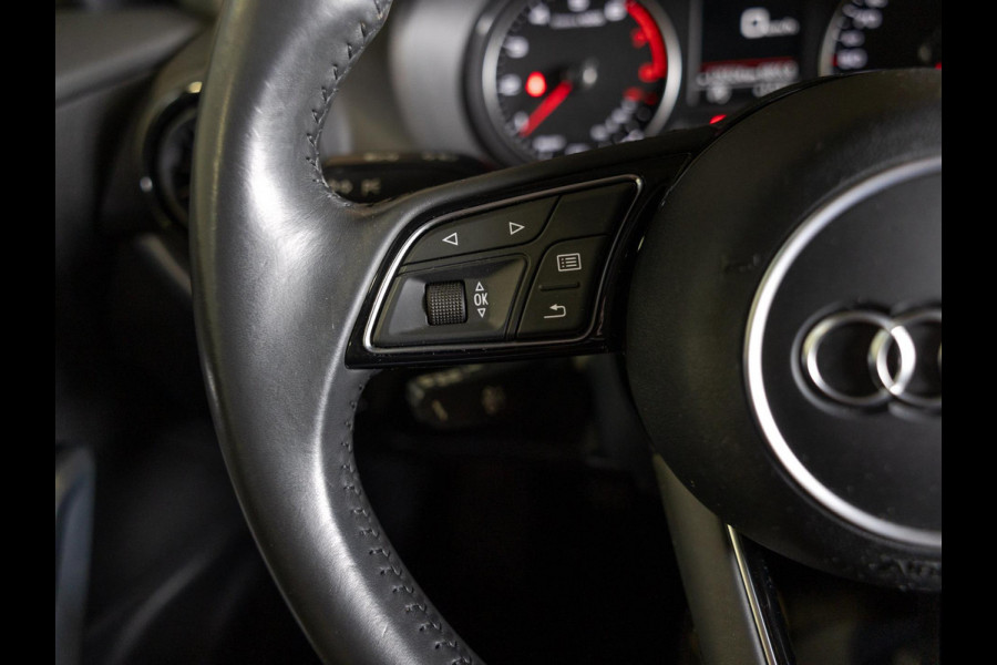 Audi Q2 1.4 TFSI CoD Sport / 150pk / Cruise control / Navigatie