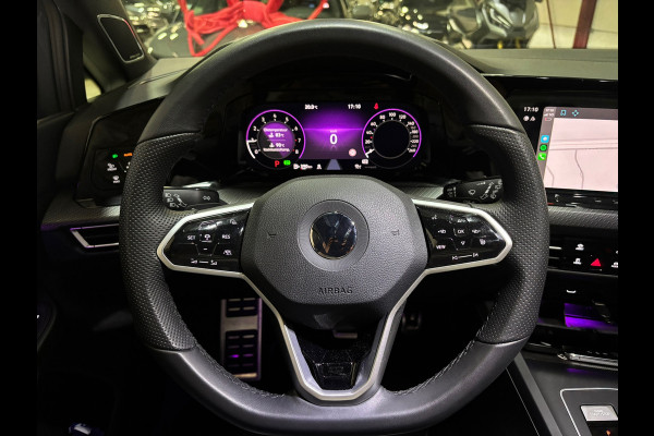 Volkswagen Golf 1.5 eTSI R-Line