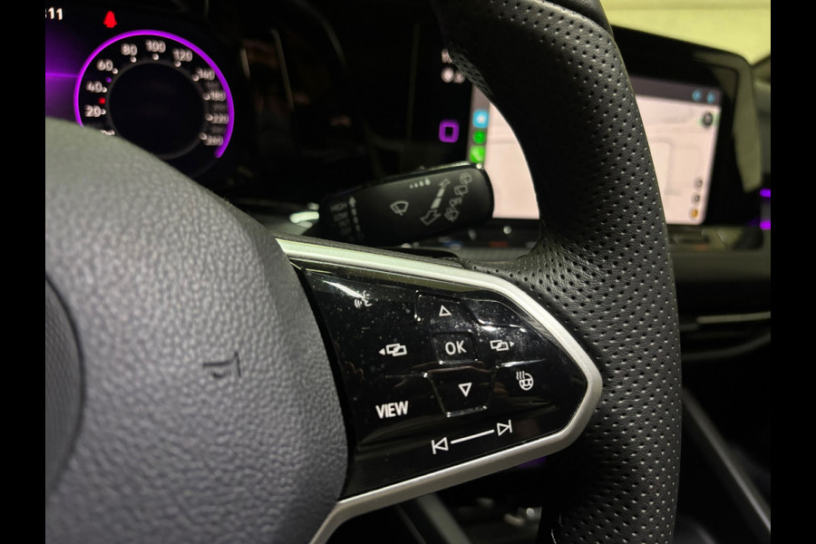 Volkswagen Golf 1.5 eTSI R-Line