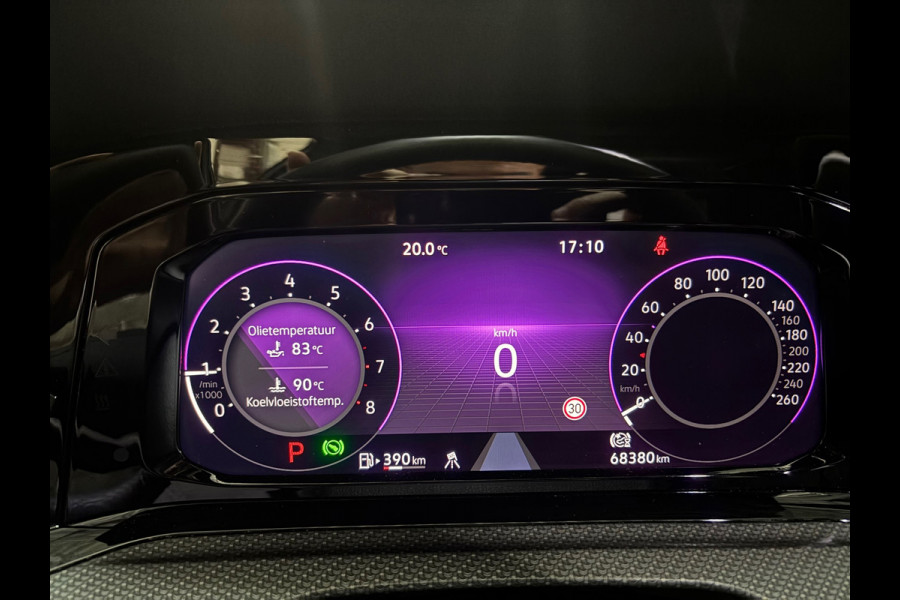 Volkswagen Golf 1.5 eTSI R-Line