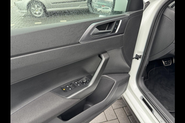 Volkswagen Polo 2.0 TSI GTI Virtual Lane ACC NAV