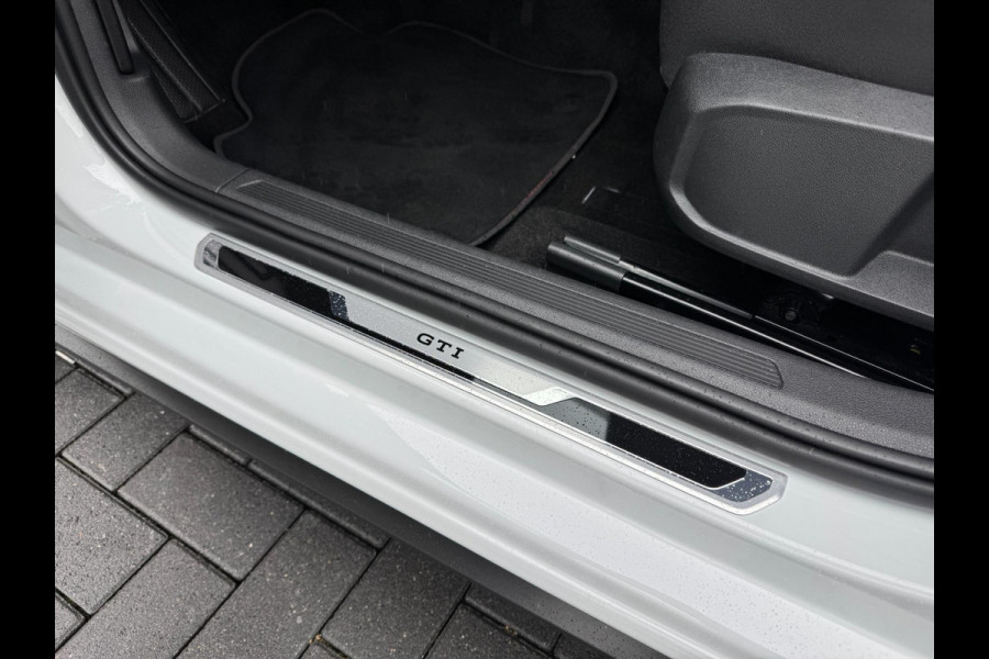 Volkswagen Polo 2.0 TSI GTI Virtual Lane ACC NAV