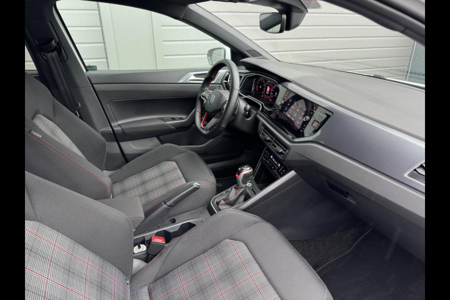 Volkswagen Polo 2.0 TSI GTI Virtual Lane ACC NAV