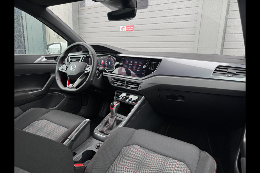 Volkswagen Polo 2.0 TSI GTI Virtual Lane ACC NAV