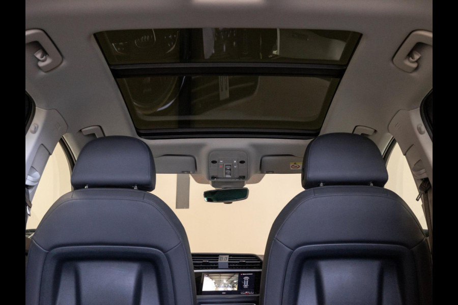 Audi Q3 35 TFSI Pro Line business / 150pk / Apple Carplay / Matrix / Side Assist