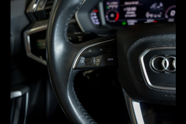Audi Q3 35 TFSI Pro Line business / 150pk / Apple Carplay / Matrix / Side Assist