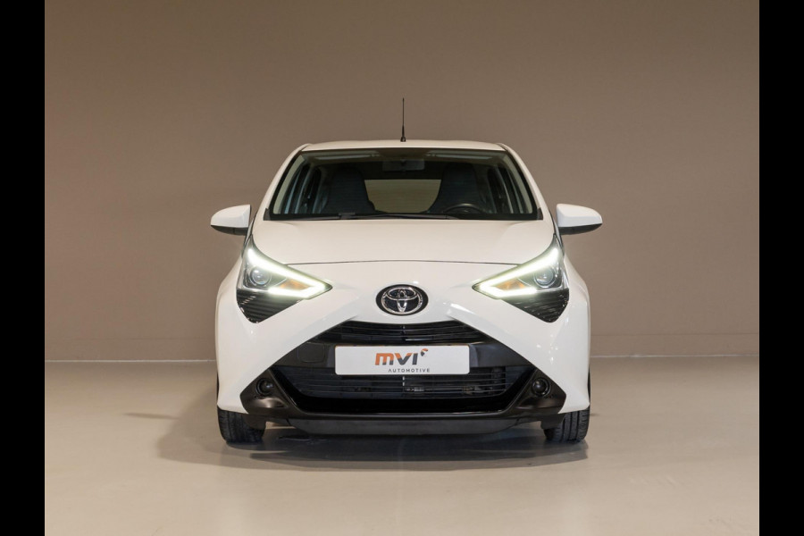 Toyota Aygo 1.0 VVT-i x-play / 72pk / Apple Carplay / Cruise control / Airco